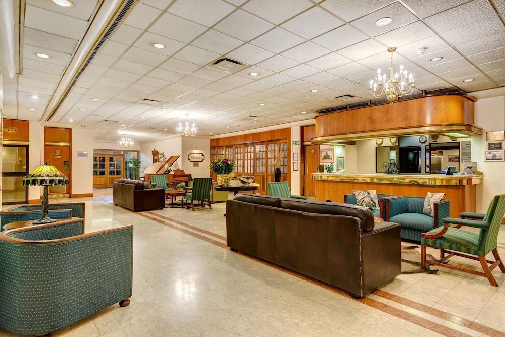 Protea Hotel By Marriott Блоемфонтейн Екстериор снимка
