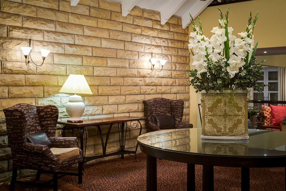 Protea Hotel By Marriott Блоемфонтейн Екстериор снимка